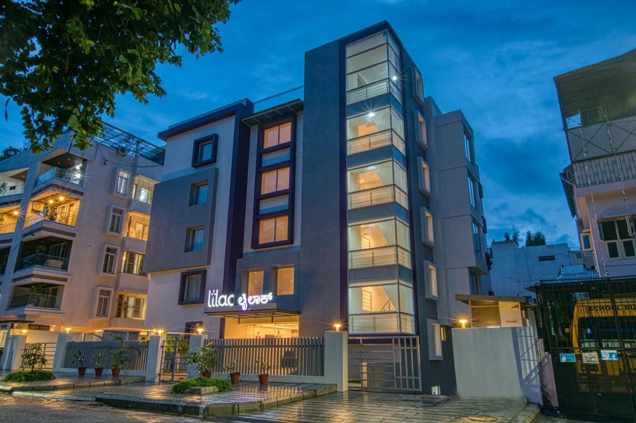 Lilac Hotel, 5Th Block Bangalore Buitenkant foto